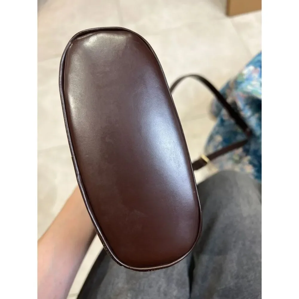 Louis Vuitton Women Pre-Loved Bag Very Good Condition